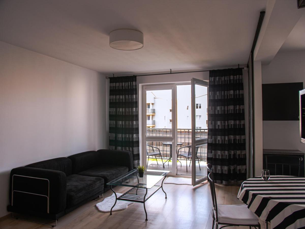Sdh 2 Radzymin Comfortable Apartment Near Warsaw Exteriér fotografie