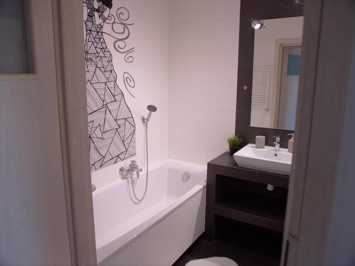 Sdh 2 Radzymin Comfortable Apartment Near Warsaw Exteriér fotografie