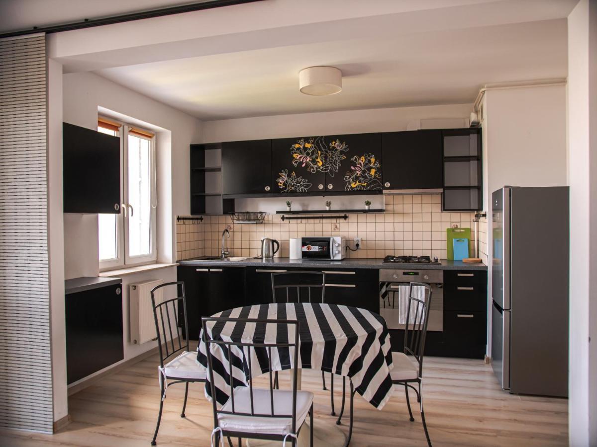Sdh 2 Radzymin Comfortable Apartment Near Warsaw Exteriér fotografie