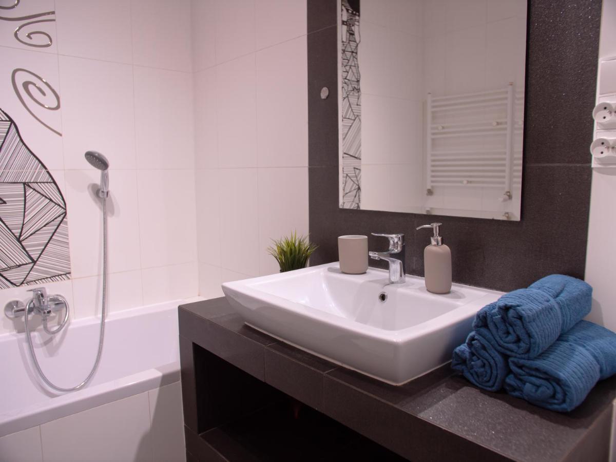 Sdh 2 Radzymin Comfortable Apartment Near Warsaw Exteriér fotografie